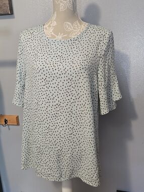 Women's Mint Green Dot Ruffle Sleeve Tee